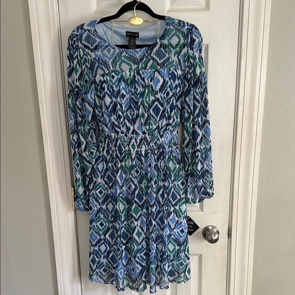 KATE and LILY Blue Bell Sleeve with Round Neck Womans Dress